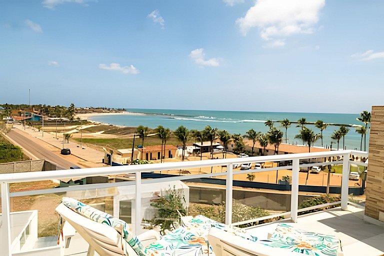 Cobertura com piscina privativa no Tabatinga Beach